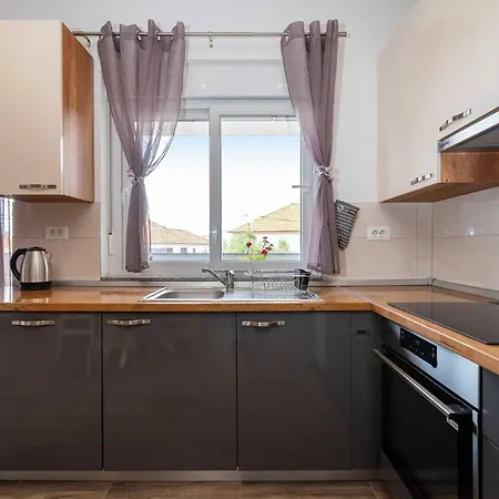 My Dalmatia - Blagdan Two With Private Parking *