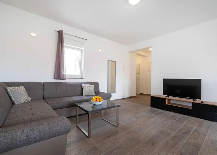 Apartman My Dalmatia - Blagdan Two With Private Parking