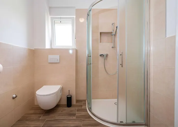 My Dalmatia - Blagdan Two With Private Parking Apartman *