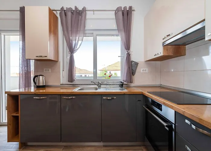 My Dalmatia - Blagdan Two With Private Parking *