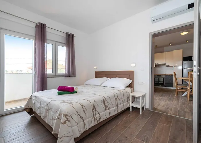 Apartman My Dalmatia - Blagdan Two With Private Parking