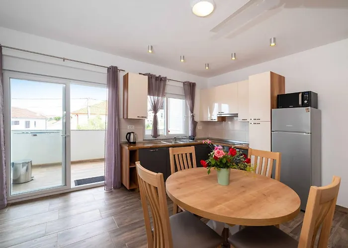 Apartman My Dalmatia - Blagdan Two With Private Parking *