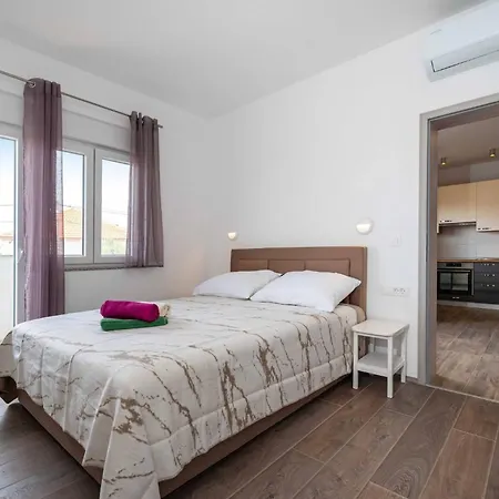 Apartament My Dalmatia - Blagdan Two With Private Parking