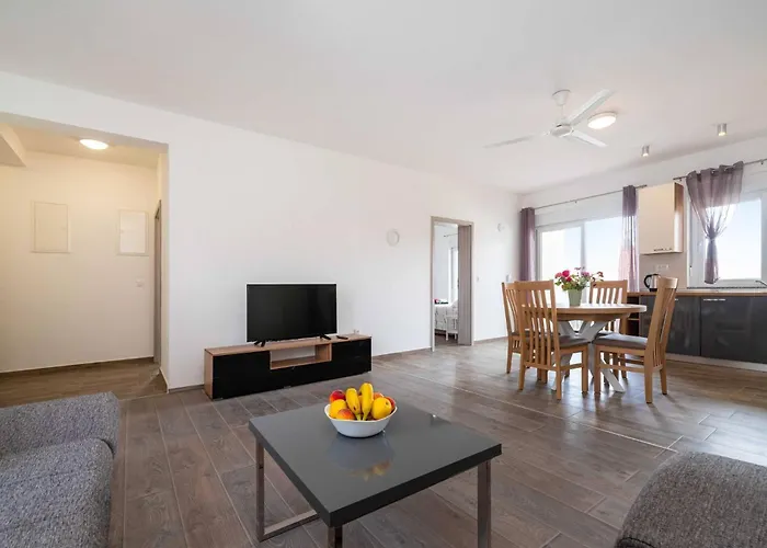 My Dalmatia - Blagdan Two With Private Parking *