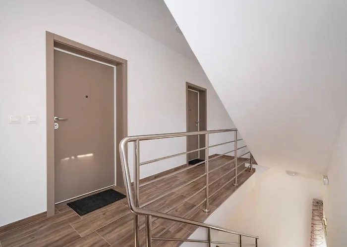 Daire My Dalmatia - Blagdan Two With Private Parking Zadar