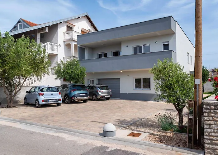 My Dalmatia - Blagdan Two With Private Parking